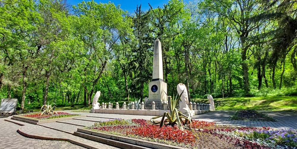 Место дуэли Лермонтова